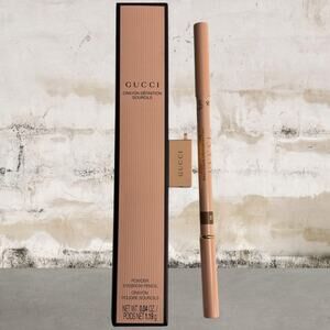 Gucci Powder Eyebrow Pencil with Sharpener in Auburn NIB